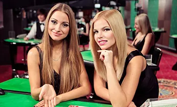 Hình ảnh các sự kiện và giải đấu casino với phần thưởng lớn tại Vila88